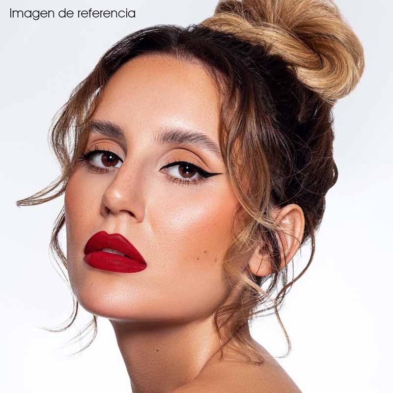 Labial Mate de Larga Duración Alta Cobertura y Formula Cremosa con Color Intenso Tono Lacre Le Foose